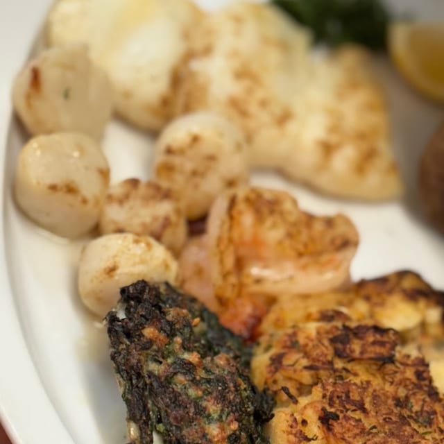 Broiled Seafood Panorama.
